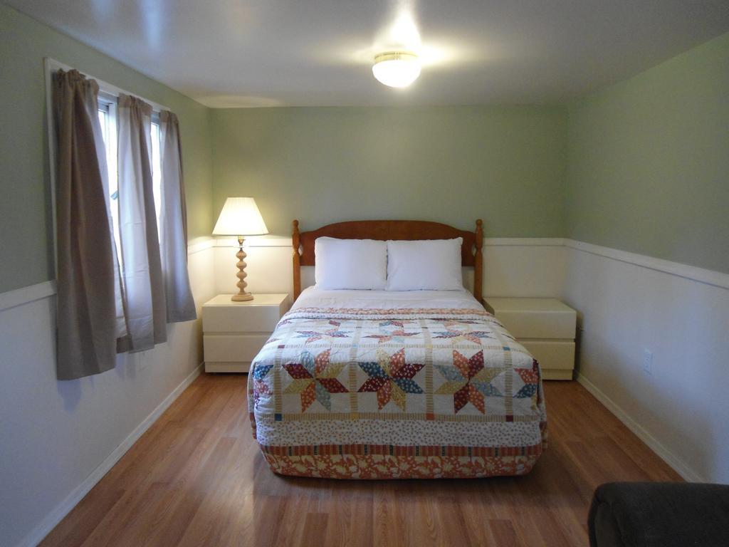 Flower Field Inn And Cottages Stroudsburg Cameră foto