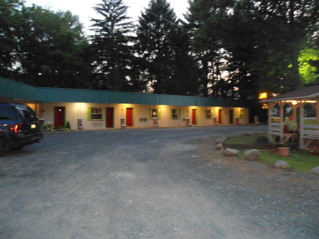 Flower Field Inn And Cottages Stroudsburg Exterior foto
